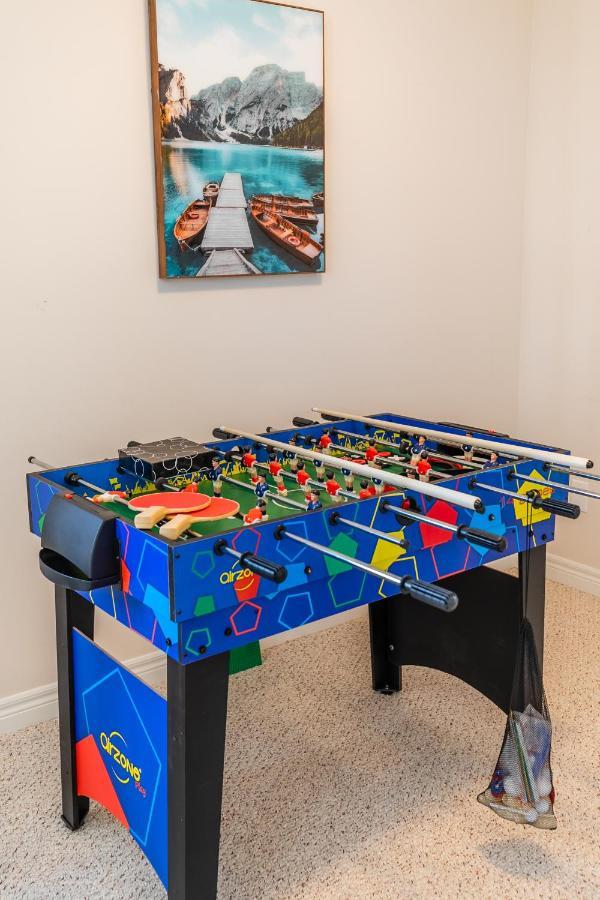 Globalstay Modern Townhomes In Lakeshore Steps To The Beach Hamilton Dış mekan fotoğraf